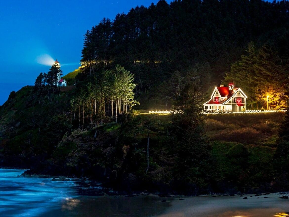 A Family Christmas at Heceta, Heceta Lighthouse B&amp;B